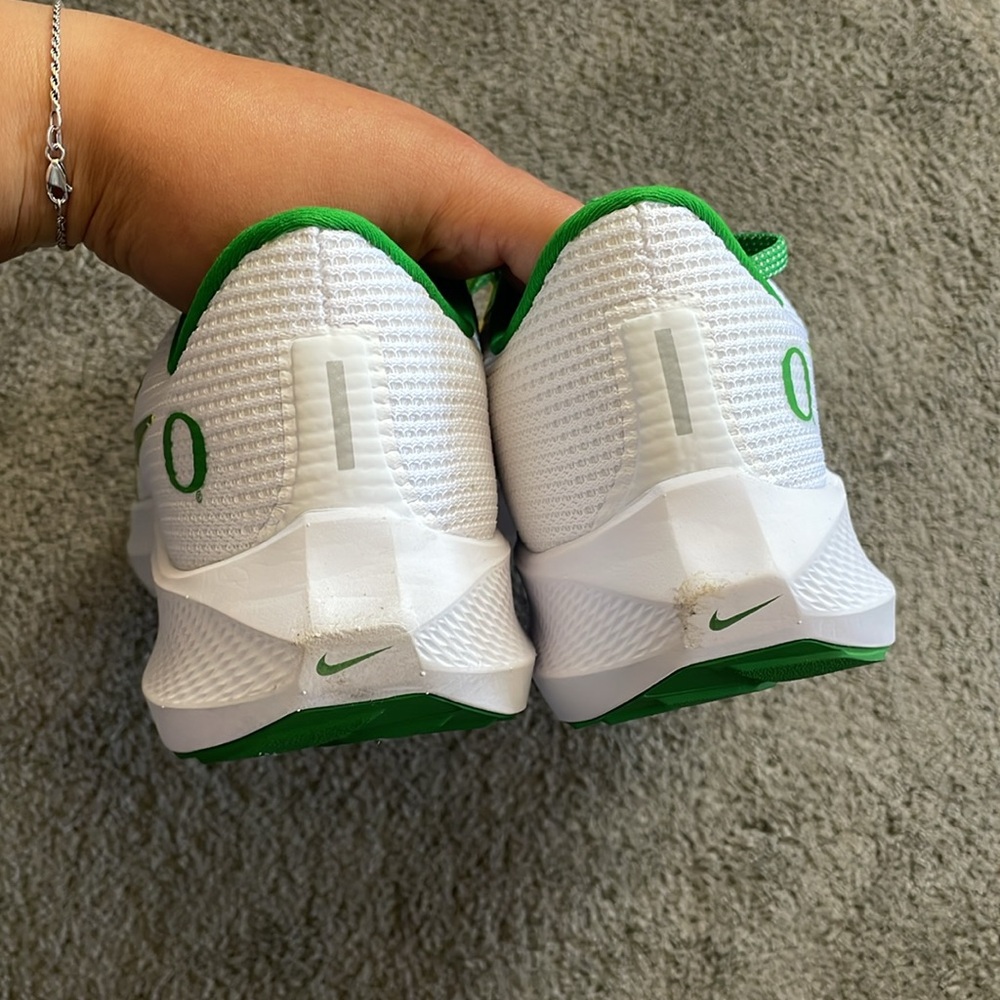 NWOT Oregon Ducks Nike Unisex Zoom Pegasus 40 Running Shoes-White Size 10 - Picture 14 of 15